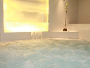 WHIRLPOOL Hotel & SPA Del Mar